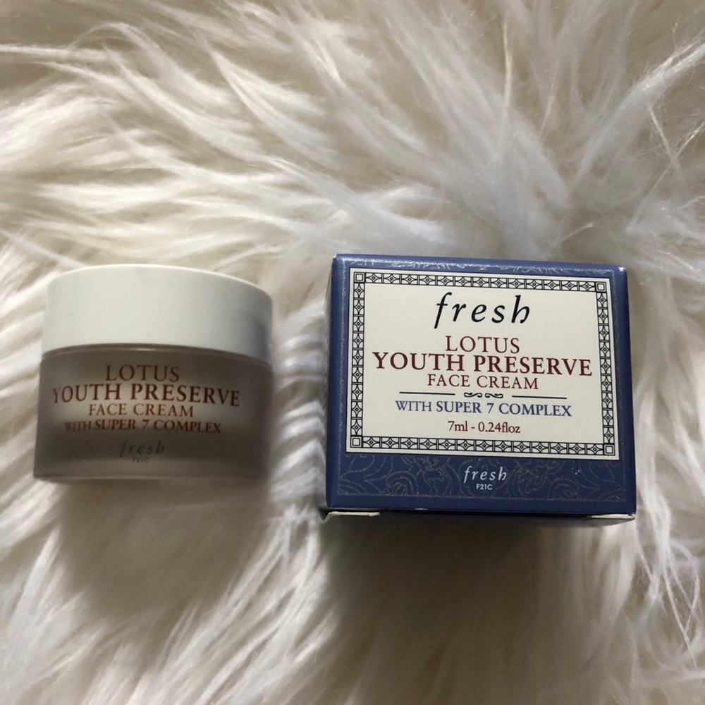 Fresh lotus youth cream 7ml